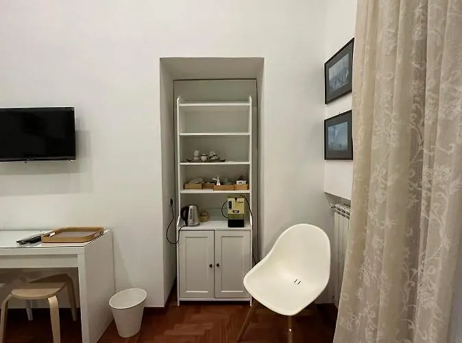Bed & Breakfast La Stanza Di Eleonora 4*